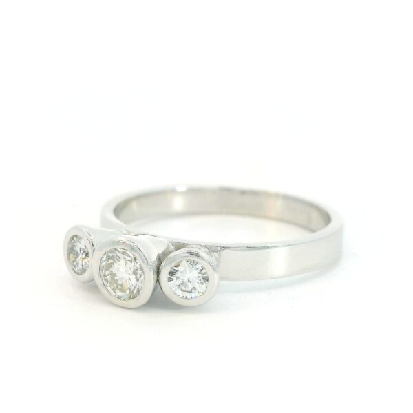 Ring 585 Weißgold mit 3 Brillanten 0,50ct – Bild 3